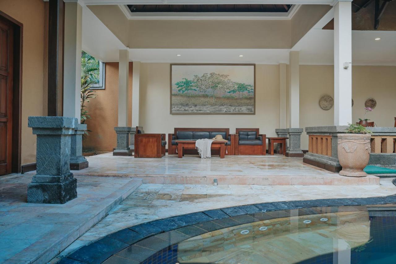 Parigata Villas Resort Sanur  Exterior photo